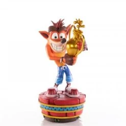 Blitzangebot ✨ First 4 Figures Crash Team Racing Nitro Fueled: Crash (Winner) - Standard Edition Statue 🌟